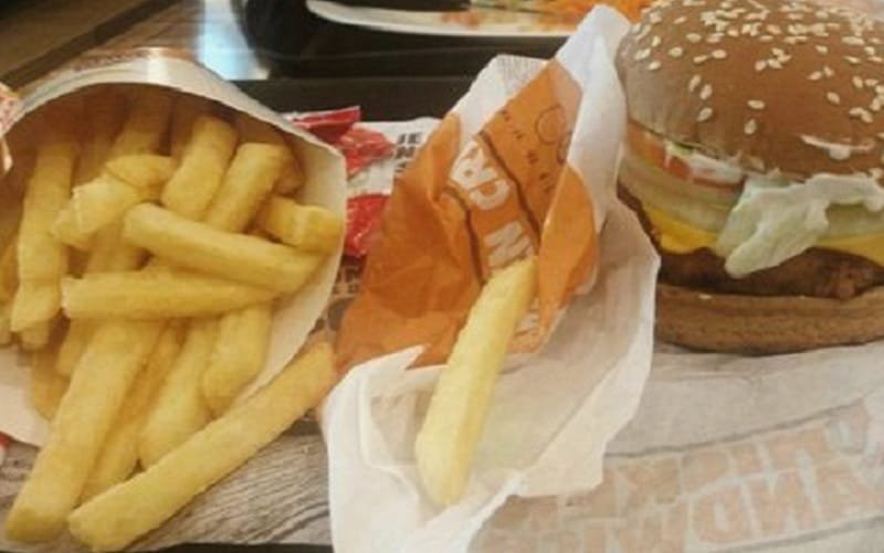 Hamburger batata frita Burger King Misto Brasil