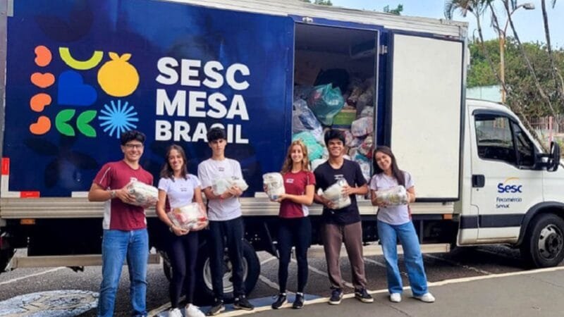 Olimpíada de colégio arrecada 18 toneladas de alimentos