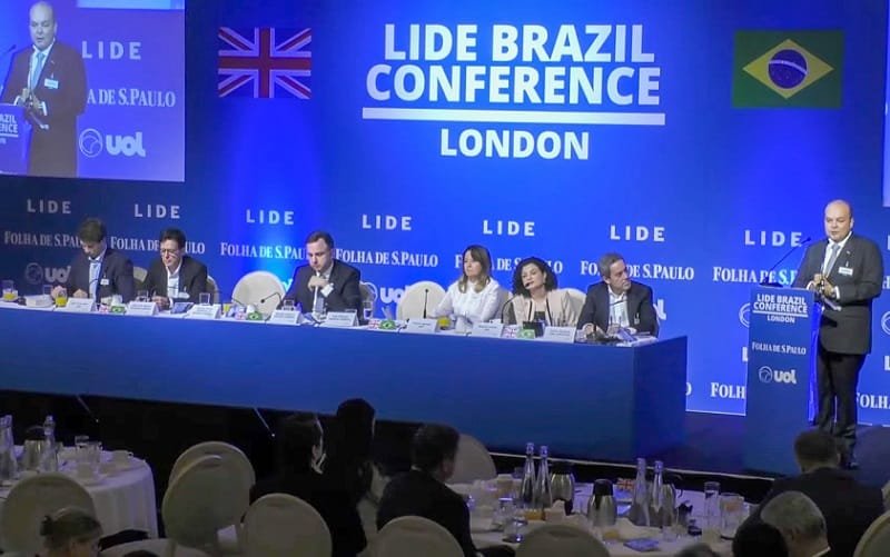 Governador Ibaneis Rocha DF Londres Misto Brasil