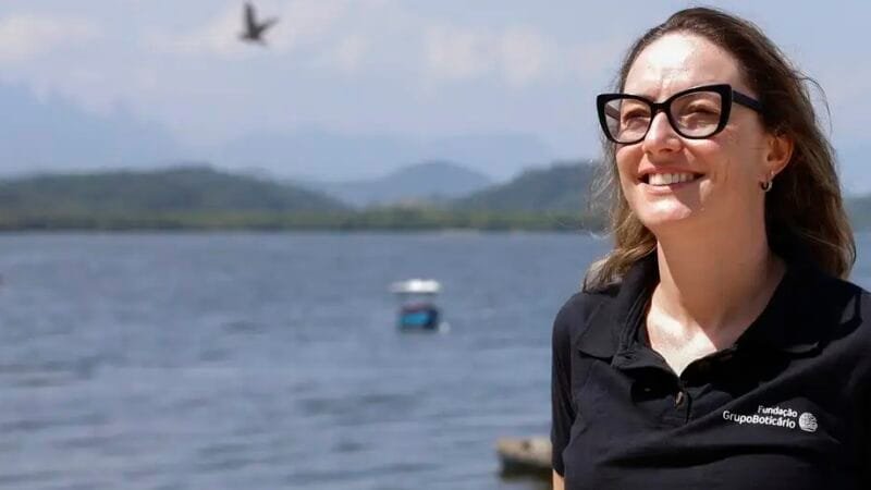 Liziane Alberto é especialista em conservação da Fundação Grupo Boticário, que faz um trabalho de preservação na Baía da Guanabara/Fernando Frazão/Agência Brasil