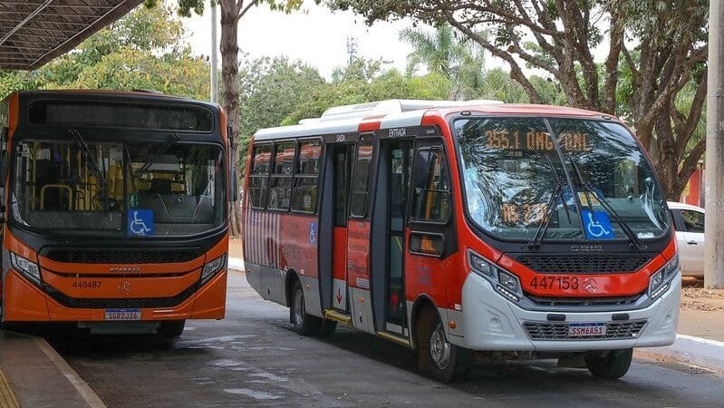 Habitação e transportes têm recuo no IPCA-15