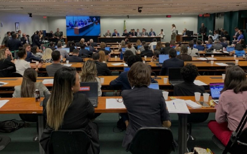 Debate Câmara dos Deputados comitê gestor reforma tributária Misto Brasil