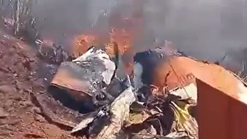 Aeronaves da FAB colidem durante voo de instrução. Veja os vídeos