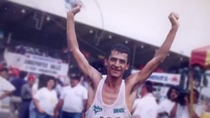 Campanha publicitária com ex-maratonista recebe prata