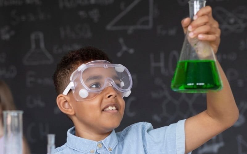 Semana da Ciência experiência garoto tudo de ensaio Misto Brasil