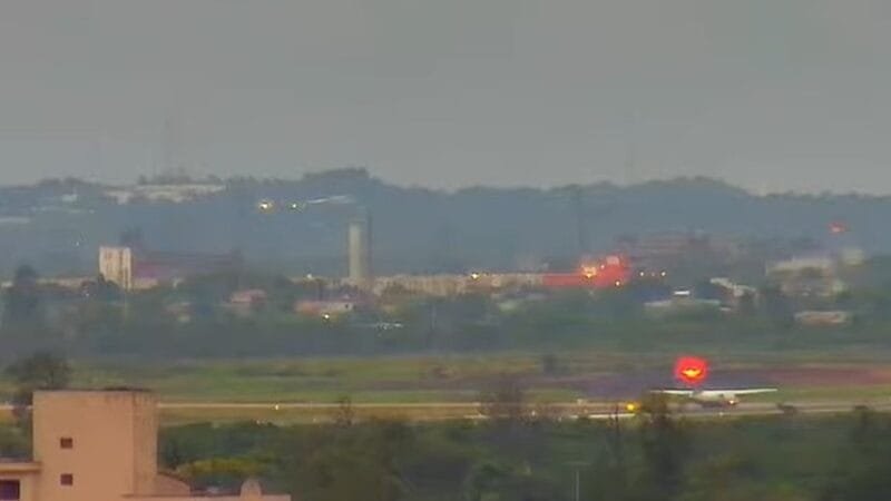 Airbus da Azul Linhas Aéreas fez pouso de emergência