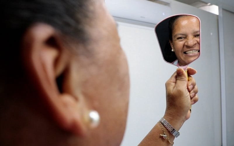 Dentista espelho odontologia Misto Brasil