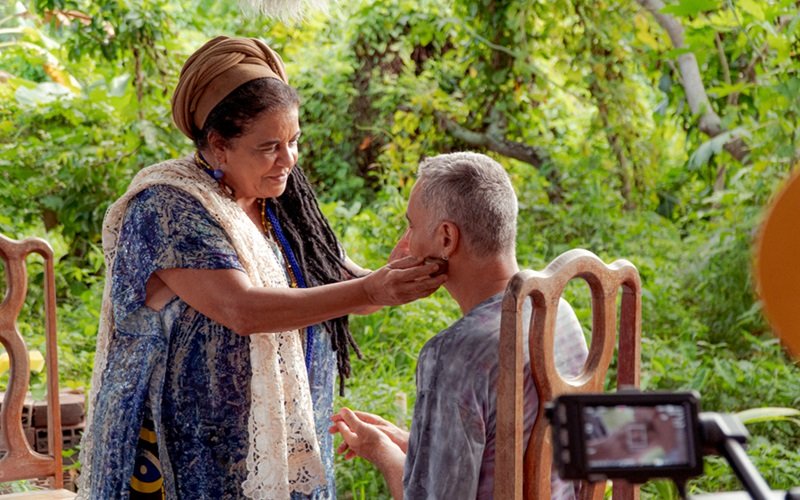 Filme Criaturas e Mentes documentário Misto Brasil