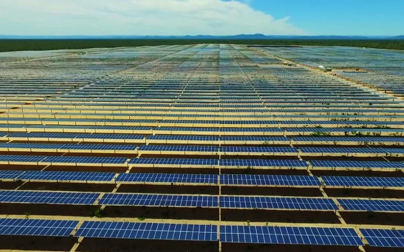Parque Solar São Patrício Goiás Misto Brasil