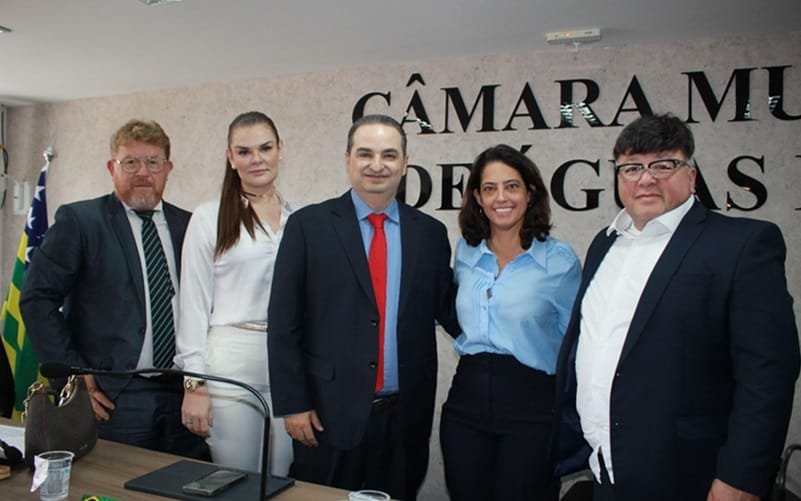 Reunião polo industrial Águas Lindas Misto Brasil