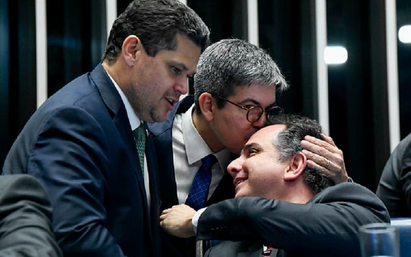 Senadores Alcolumbre, Randalfe e Rodrigo Pacheco Senado Misto Brasil