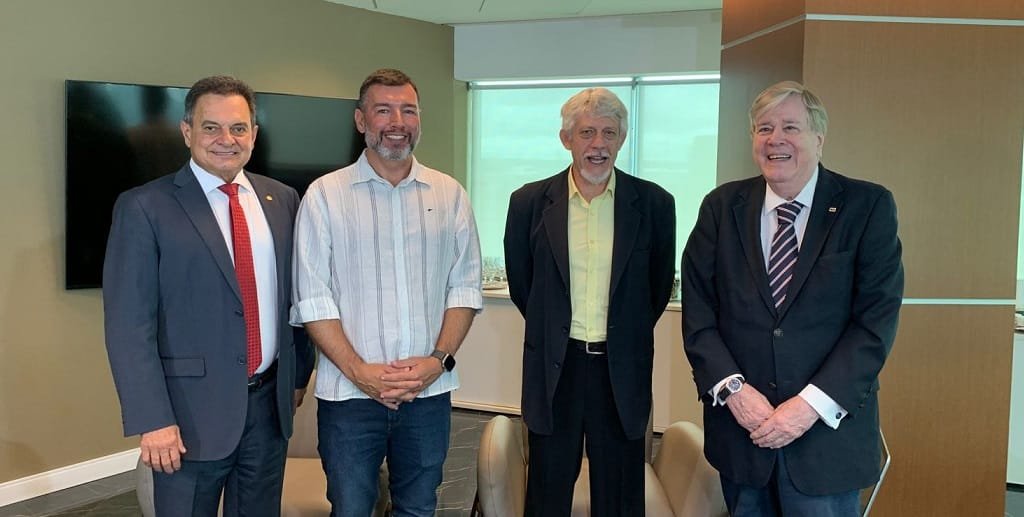 Aelton Freitas Rafael Parente, Gilmar Corrêa e Hugo Napoleão Misto Brasil