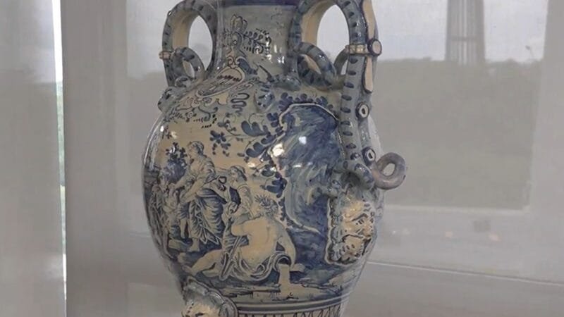 Obras destruídas no 8 de janeiro voltam para a Presidência