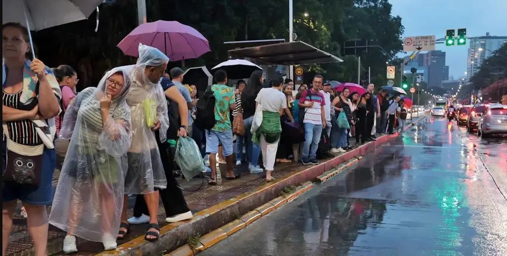 Previsão de fortes chuvas no Sul e no Sudeste
