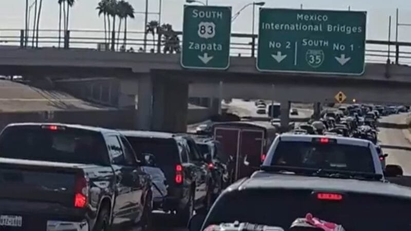 EUA alerta sobre cuidados em sobrevoar o México