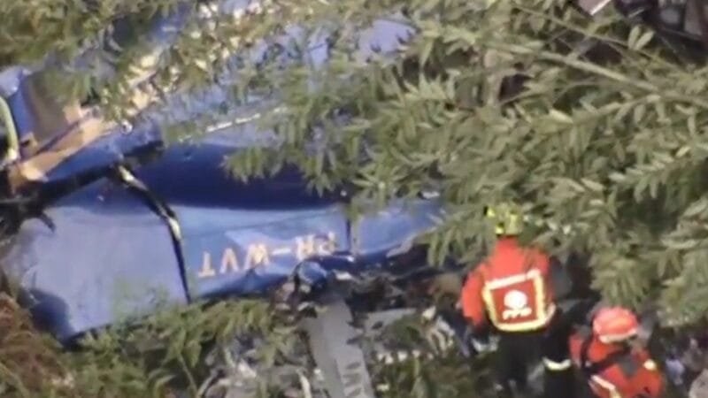 Helicóptero caiu na Grande São Paulo e duas pessoas morrem