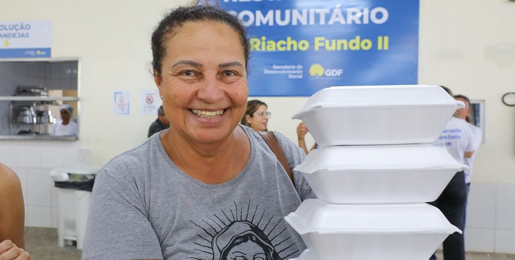 Restaurante Comunitário Riacho Fundo II Maria de Fátima Misto Brasil