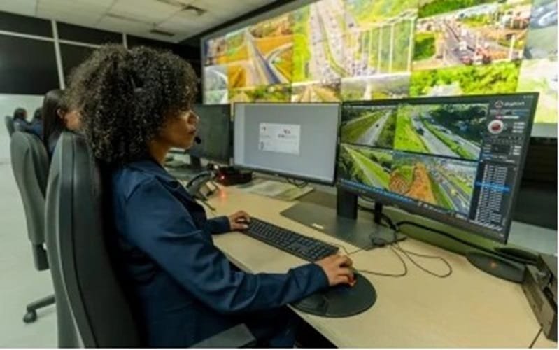 Rodovia sala de controle ViaBahia Misto Brasil