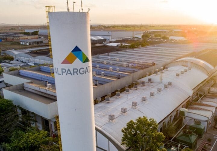 Alpargatas registra recorde de R$ 286 milhões no trimestre