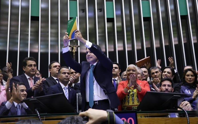 Deputado Hugo Motta Constituição Misto Brasil