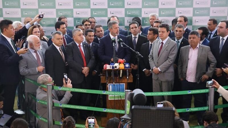 De 11 cargos da Mesa da Câmara, cinco são do Nordeste