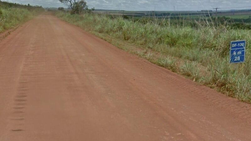 Ibaneis prometeu asfaltar a rodovia DF-100