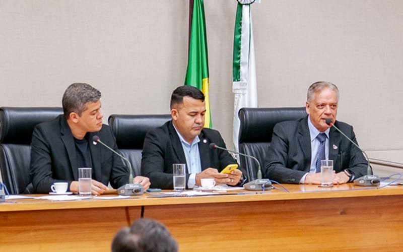 Adasa DF Vinícius Fuzeiro sabatina CLDF Misto Brasil