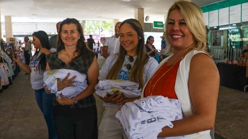 Expositores apresentam suas criações do Programa Banco de Talentos para a venda de produtos no Setor Comercial Sul/Joel Rodrigues/Agência Brasília