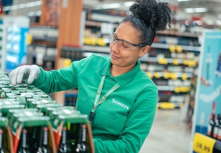 Heinecken deve demitir 6 mil mil funcionários