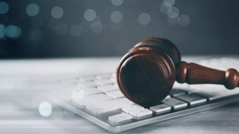 Sob o martelo da incerteza: a ameaça aos leilões brasileiros