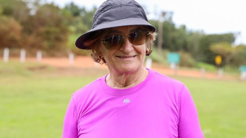 Anália Pereira participou de um curso para mulheres sobre o cultivo de uvas na fazenda Água Branca, no Distrito Federal/Paulo H. Carvalho/Agência Brasília