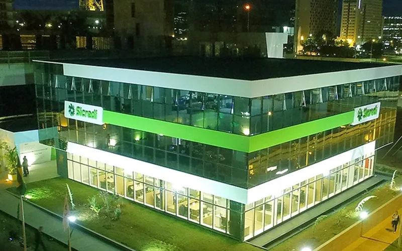 Sicredi prédio cooperativa financeira Misto Brasil
