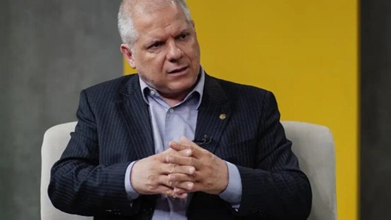 Stefanuto teria recebido propina de R$ 250 mil todo mês