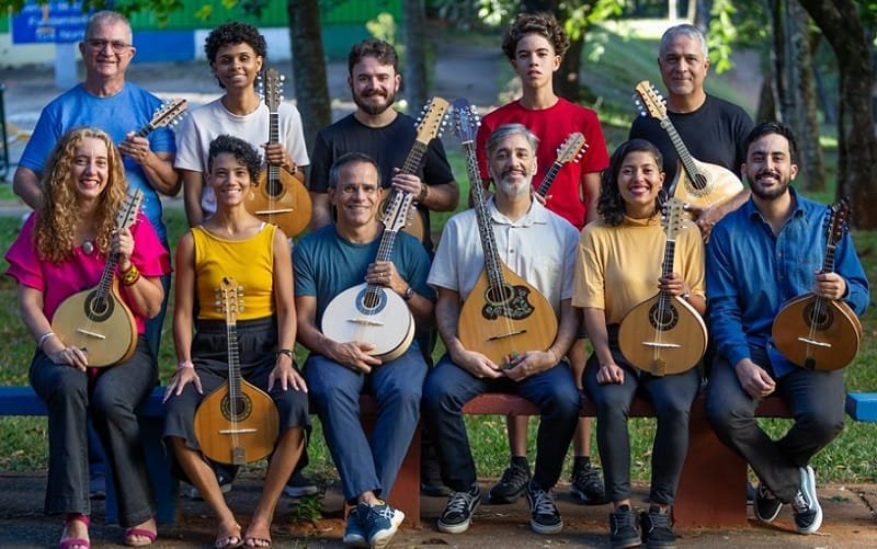 Orquestra de Bandolins DF música arte Misto Brasil