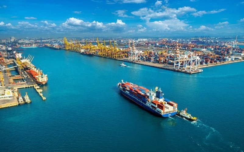 Comércio exterior da China cresceu 3,8% ano a ano