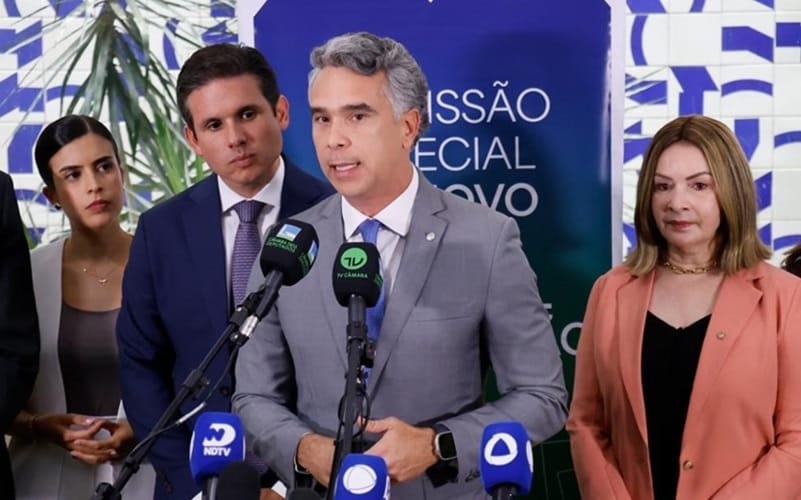Deputados Hugo Motta e Rafael Brito Misto Brasil