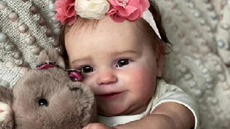 Entre o lucro e a solidão: a doença reborn