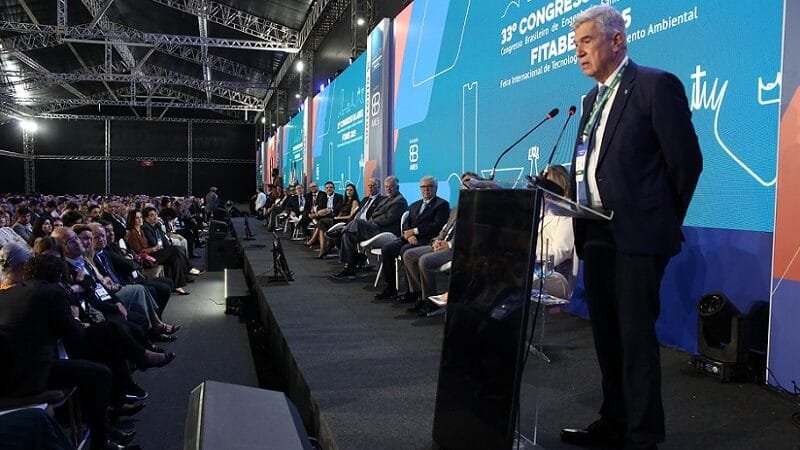 Congresso de engenharia sanitária reúne especialistas e empresas