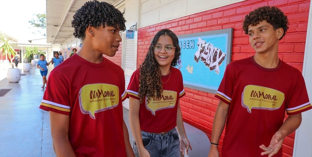 Estudantes projeto NaMoral DF Misto Brasil
