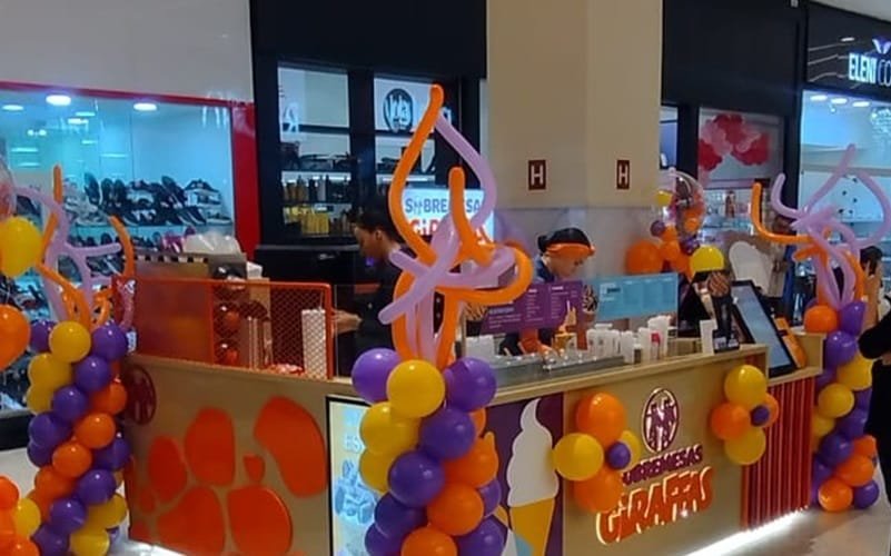 Giraffas rede de comida quiosque Misto Brasil