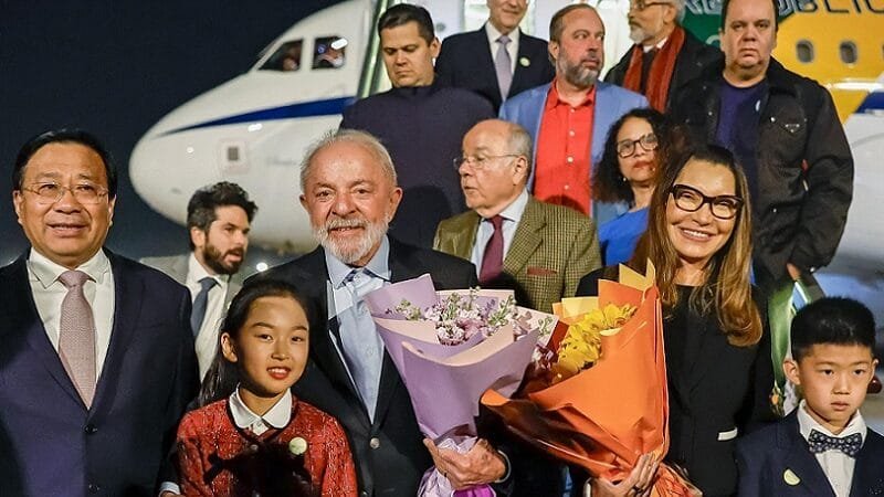 Lula da Silva está na China para fortalecer parcerias e fechar acordos