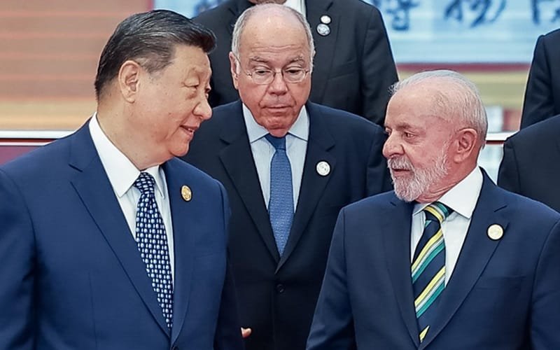 Ji Jinping e Lula da Silva visita China Misto Brasil