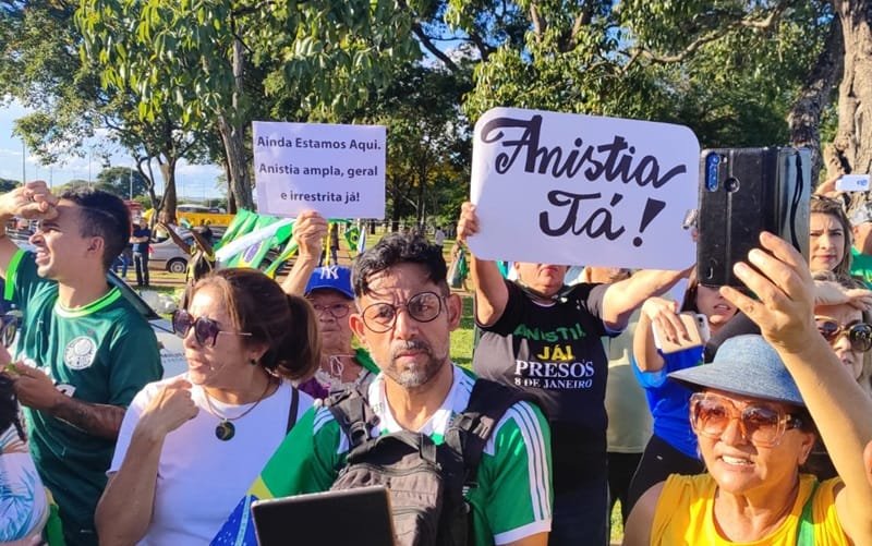Manifestação bolsonarista anistia Esplanada dos Ministérios Misto Brasil