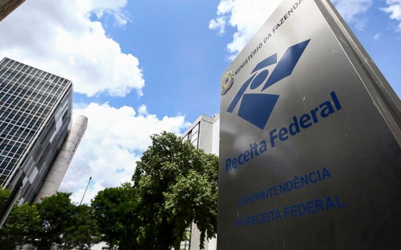Receita Federal impostos tributação Misto Brasil