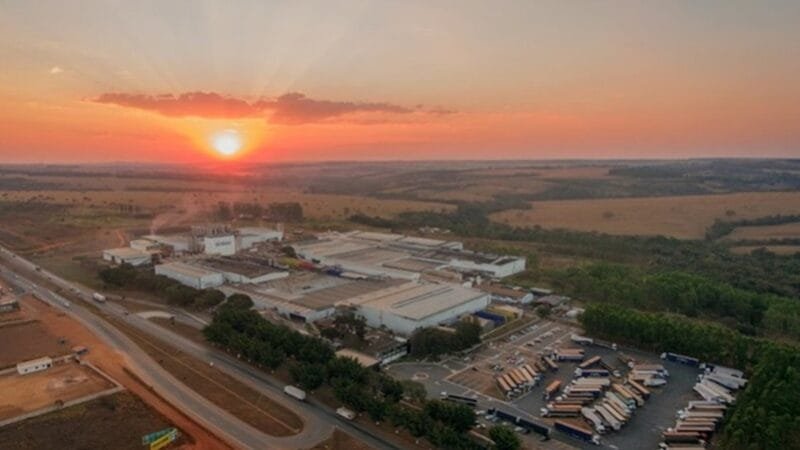 Cervejaria inaugurou nova linha de produção em Anápolis