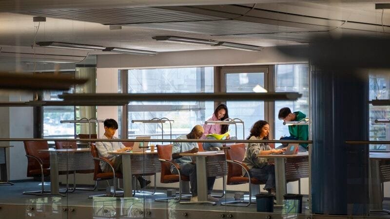 Faculdade oferece 22 minicursos de férias gratuitos