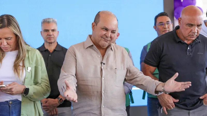 Ibaneis Rocha, Celina Leão e Wellington Luís no lançamento do Superquadras Recanto, no Recanto das Emas, que deve ter seis mil moradias/Lúcio Bernardo Jr./Agência Brasília