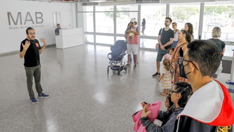 Museu de Arte de Brasília começa as férias com ateliê