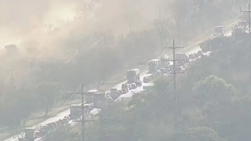 Grave acidente na rodovia da Marinha