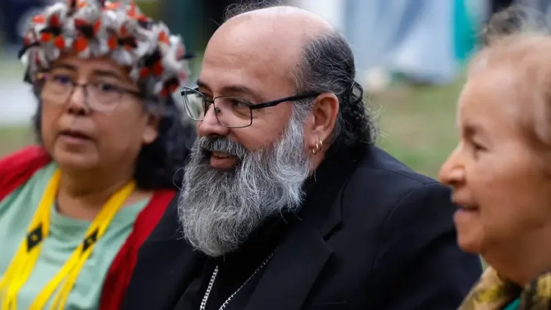 Diversos grupos religiosos participaram na Candelária, no Rio de Janeiro, de um ato pelo enfrentamento da crise climática/Tânia Rego/Agência Brasil